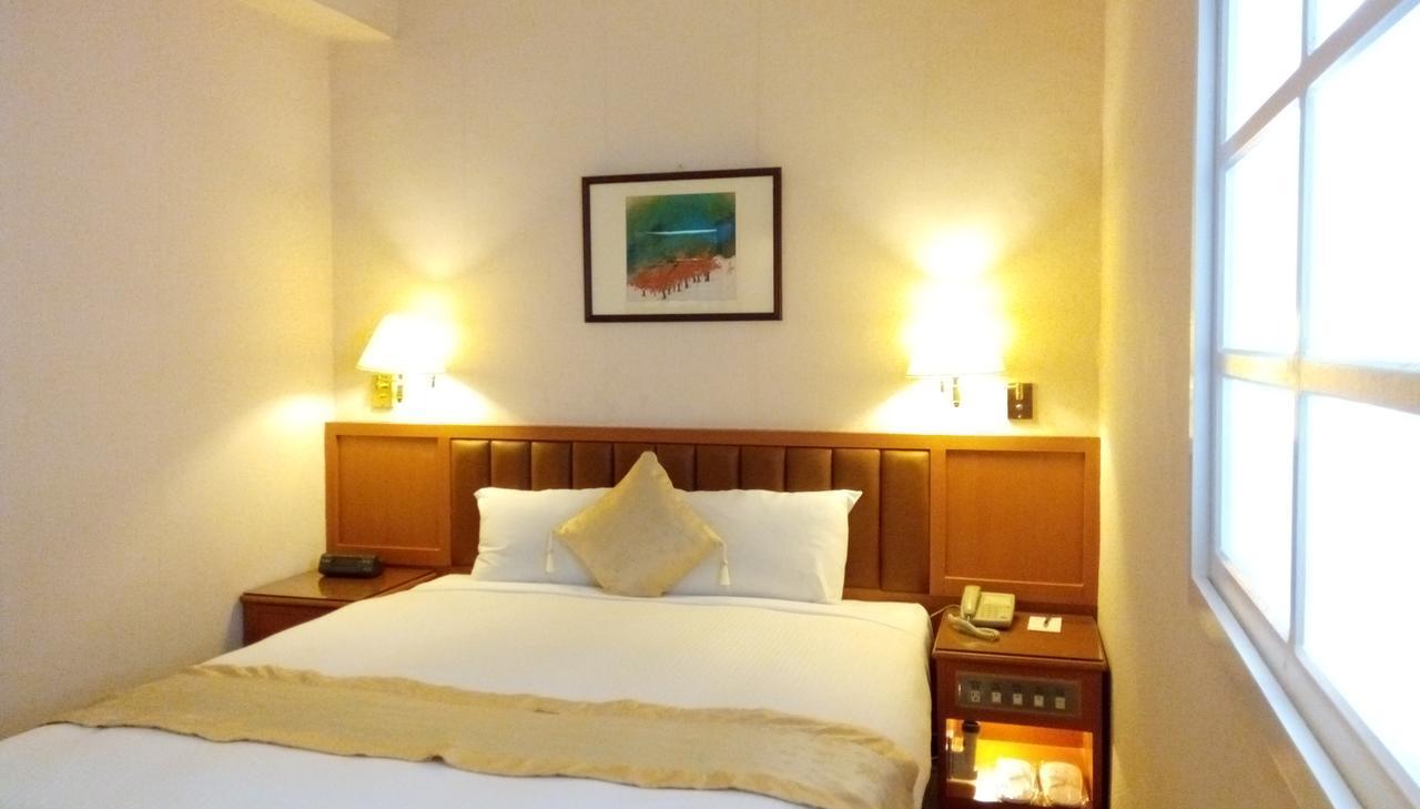 First Hotel Тайпей Екстериор снимка