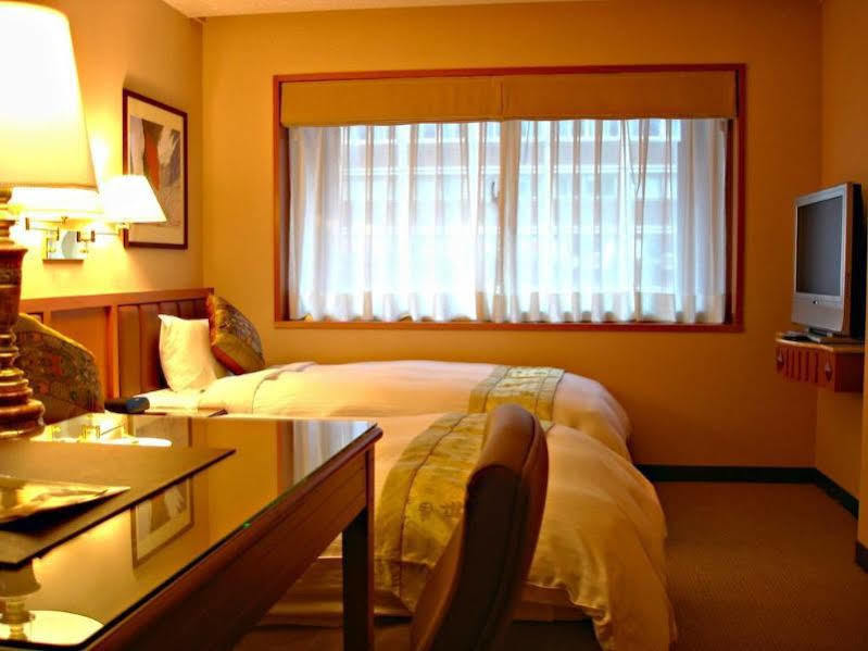 First Hotel Тайпей Екстериор снимка