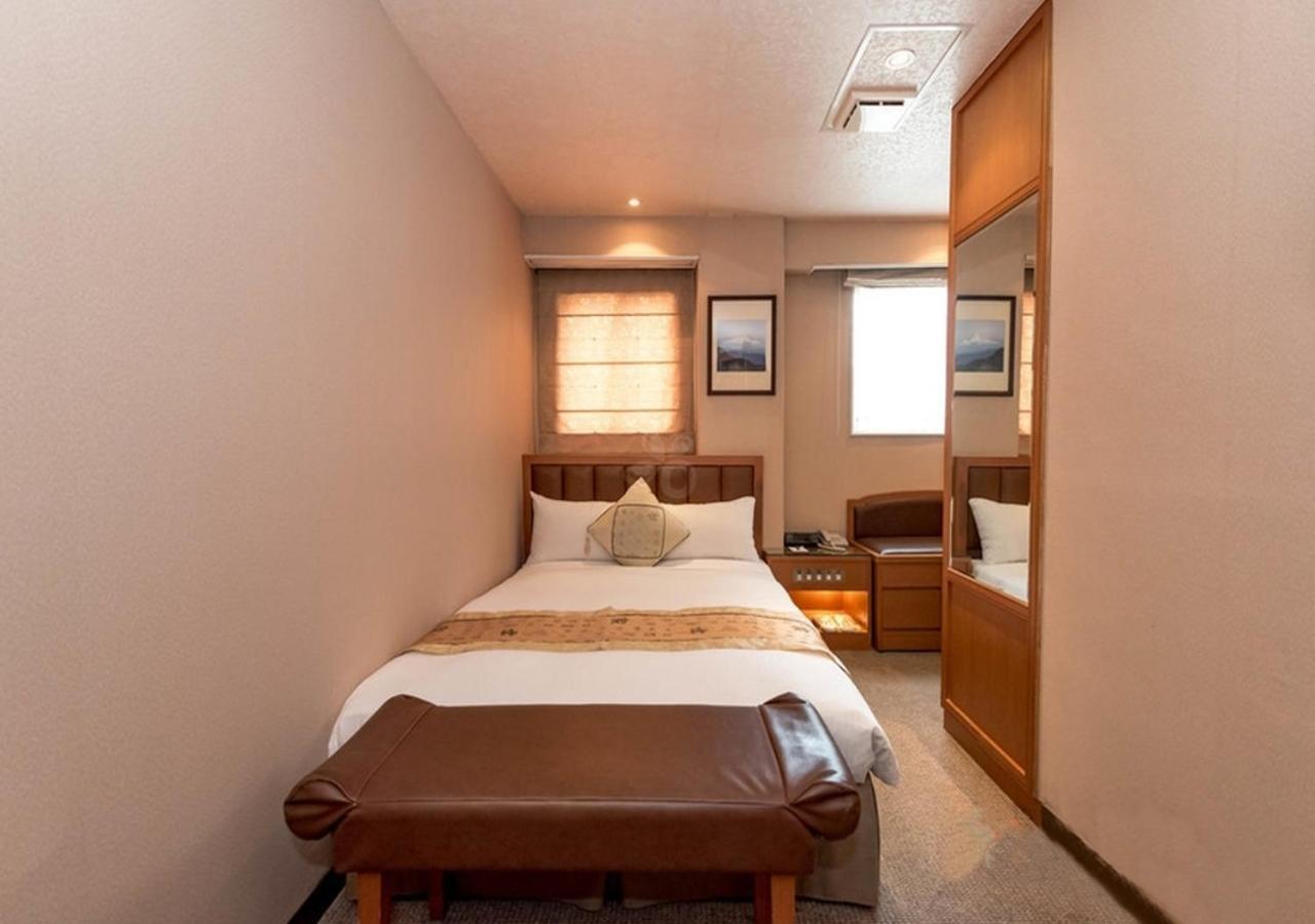 First Hotel Тайпей Екстериор снимка