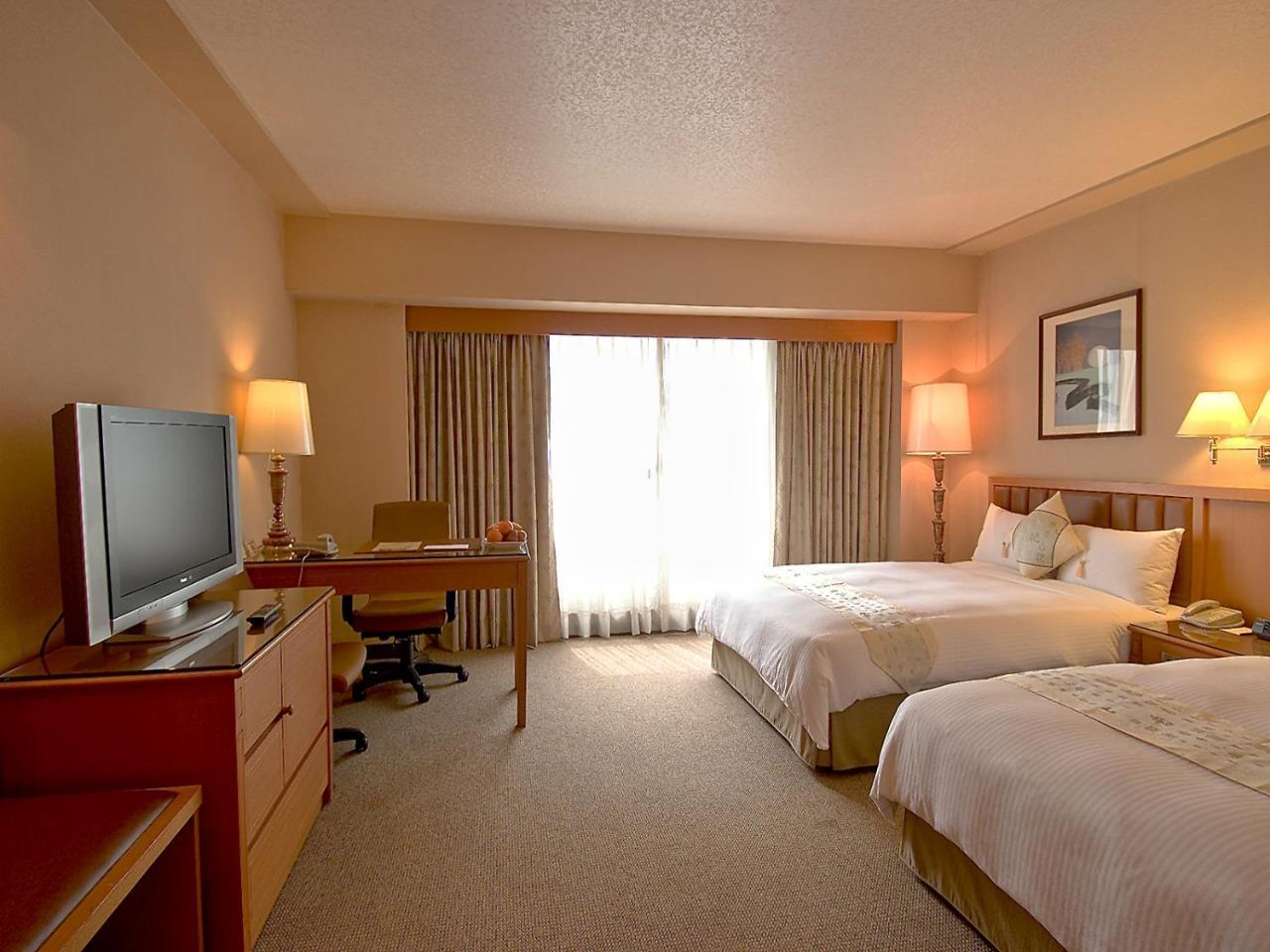 First Hotel Тайпей Екстериор снимка